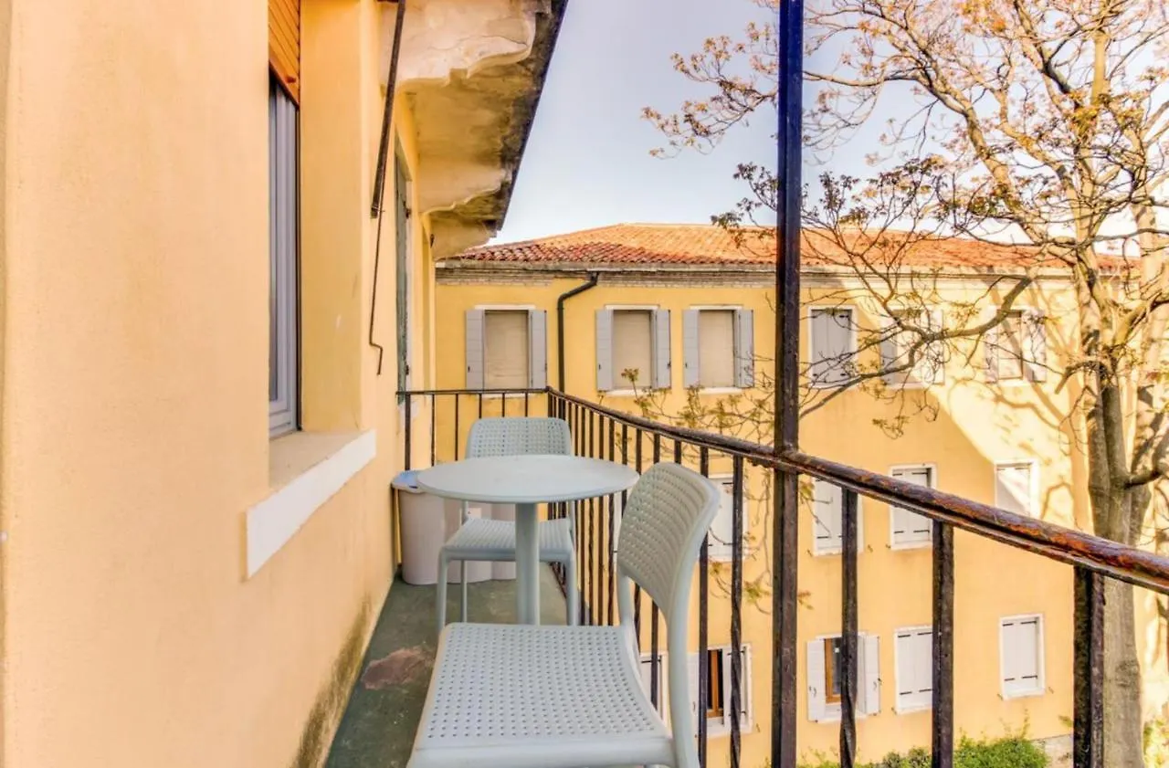 Apartment San Vio Dorsoduro Academia By Halldis Venedig Italien